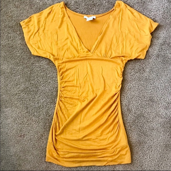 2 X THE PRICE OF 1 CUTE TOPS - Picture 6 of 8